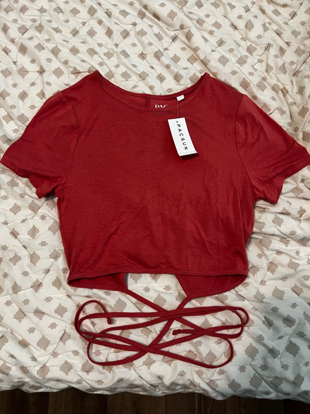 PacSun Short Sleeve Tie-Back Crop Top